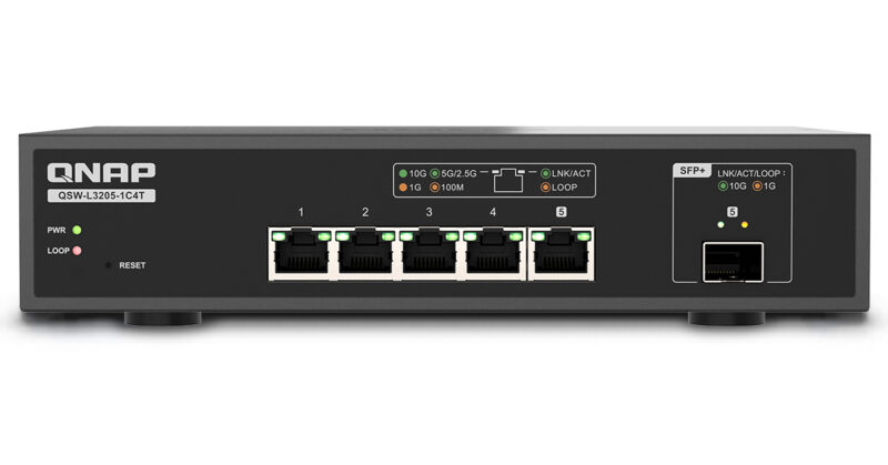 QNAP QSW-L3205-1C4T 10GbE Switch